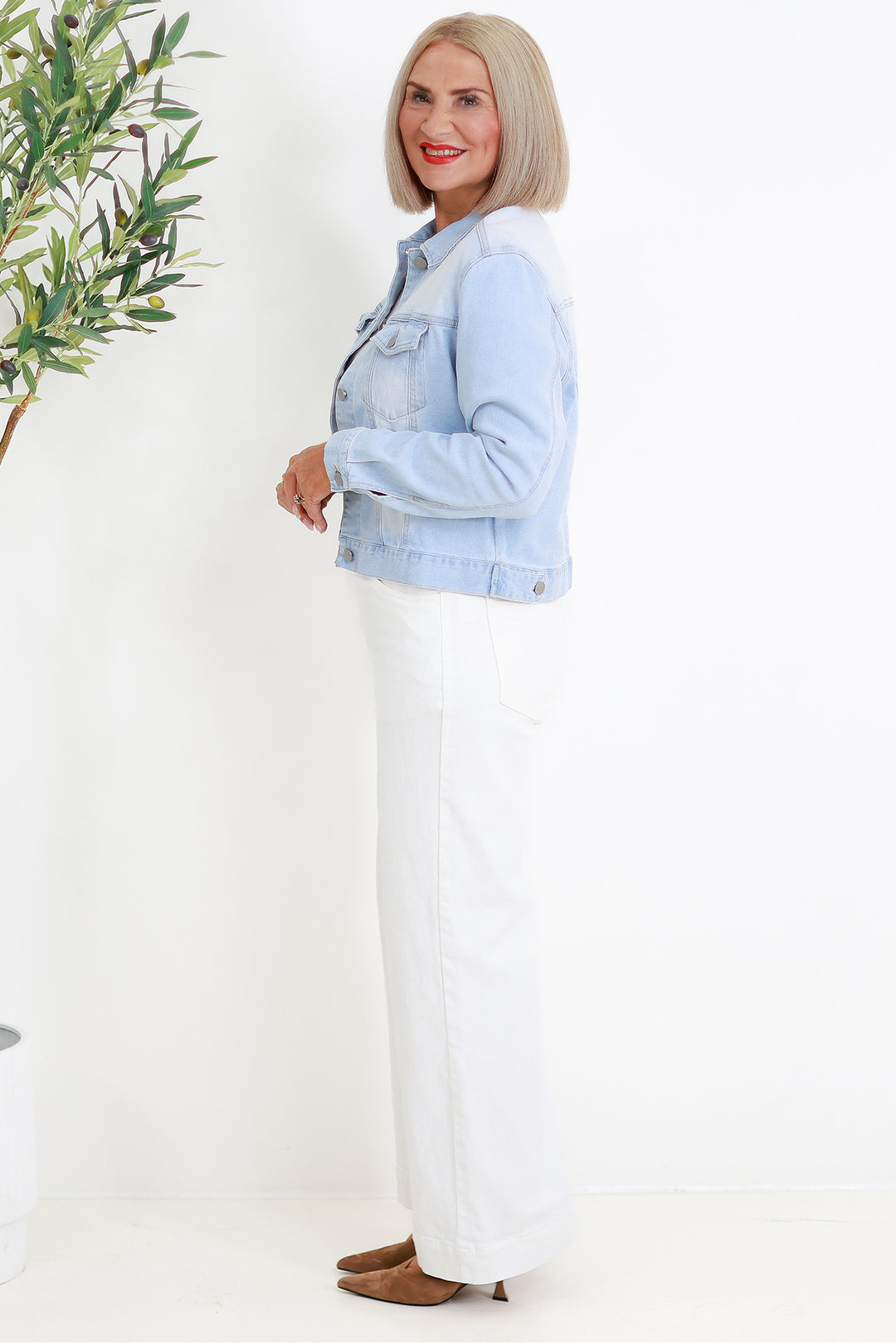 Justine Denim Jacket | LIGHT WASH