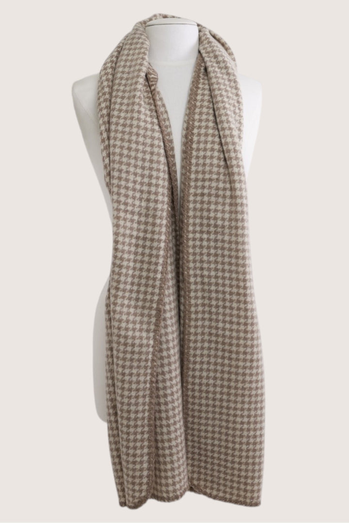 Cassidy Houndstooth Scarf | IVORY