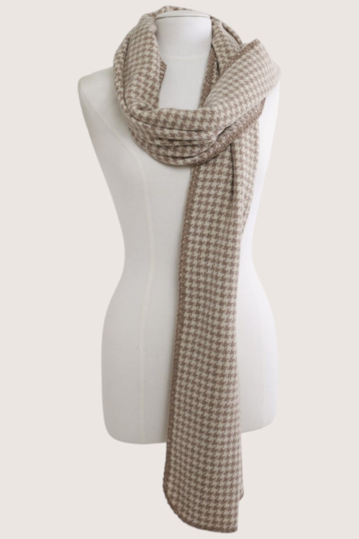 Cassidy Houndstooth Scarf | IVORY