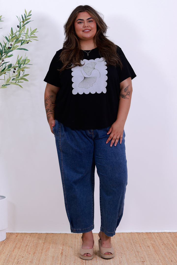 Fan Print T-Shirt | BLACK