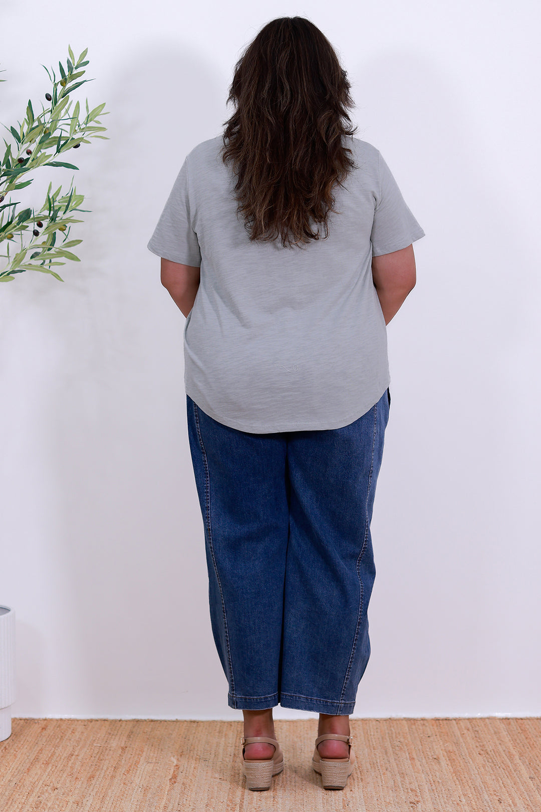 Young Hearts T-Shirt | Sage GREEN