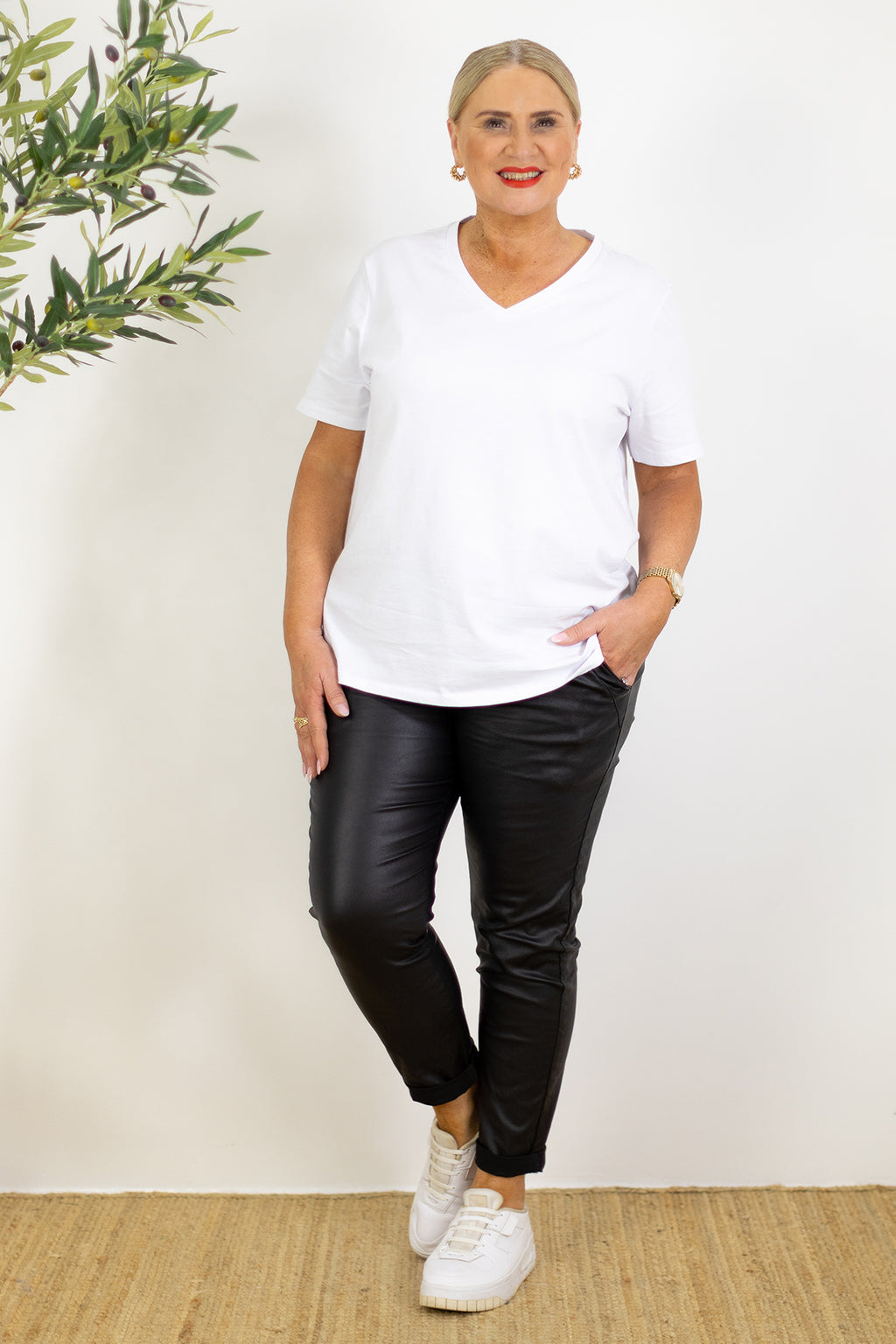 Classic V Tee | White
