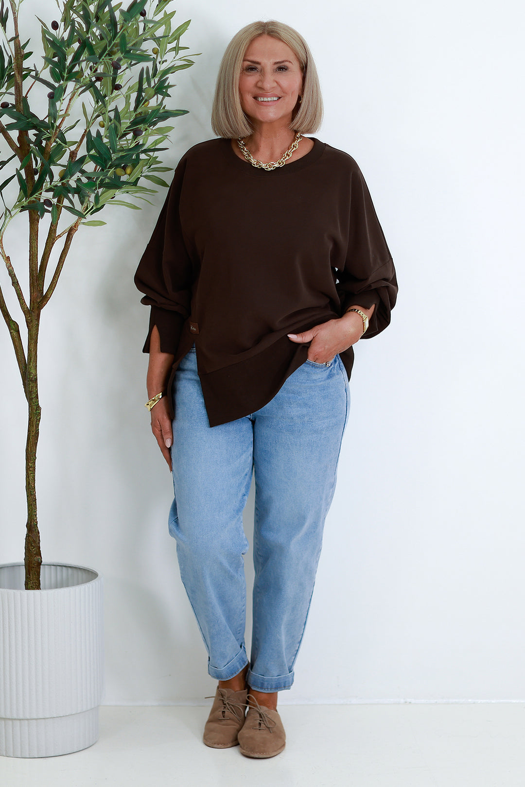 Tess Spring Crew | BROWN