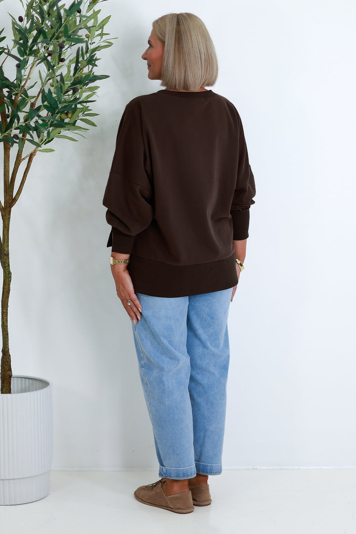 Tess Spring Crew | BROWN