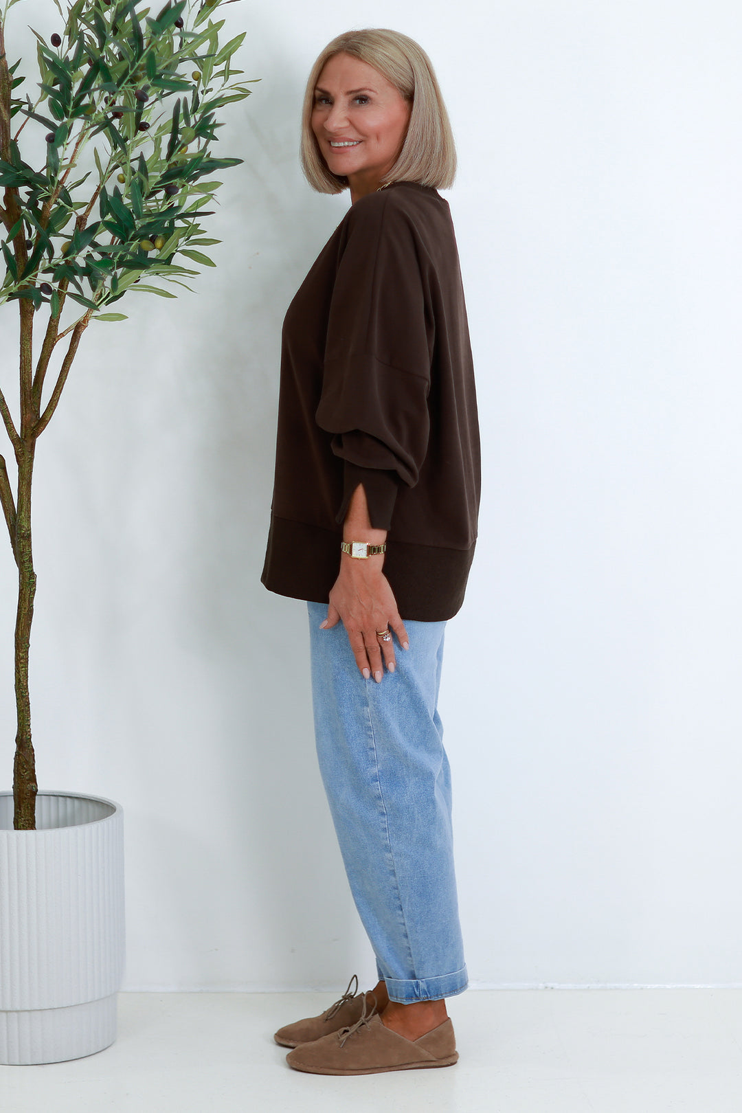 Tess Spring Crew | BROWN
