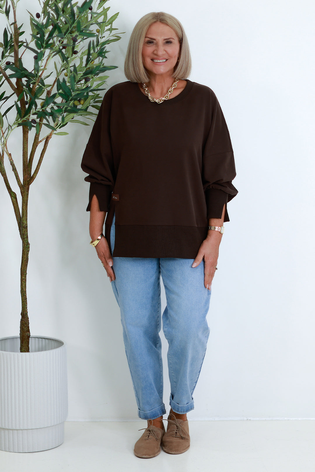 Tess Spring Crew | BROWN