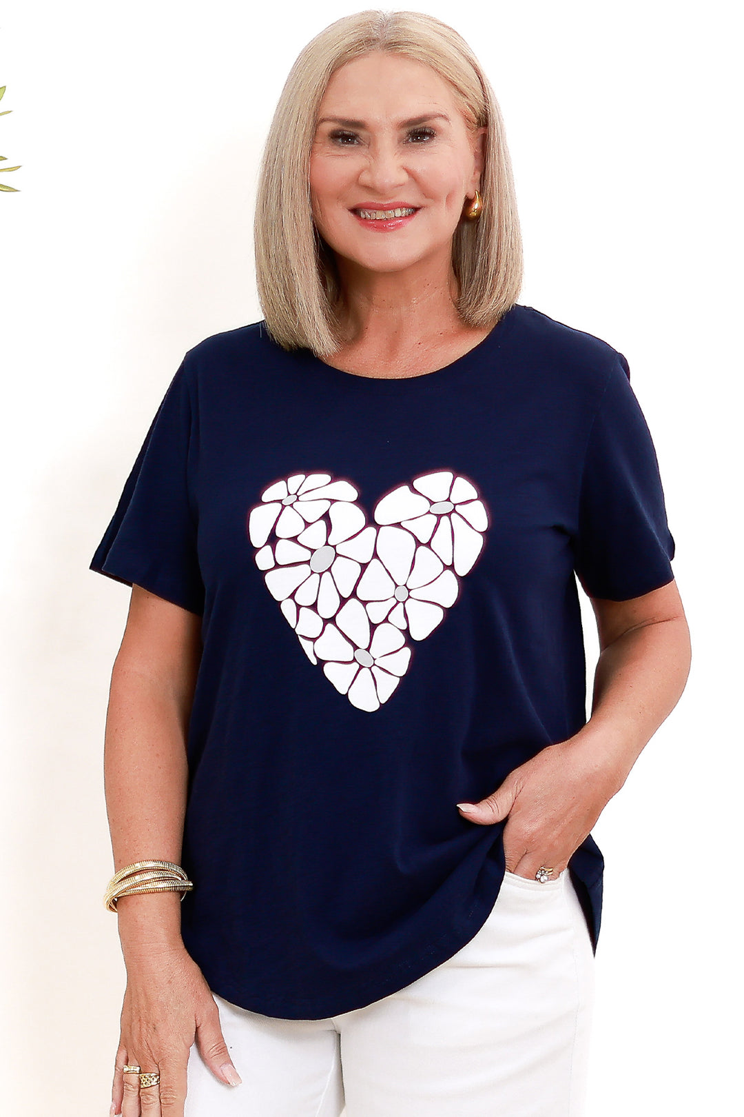 Young Hearts T-Shirt | NAVY