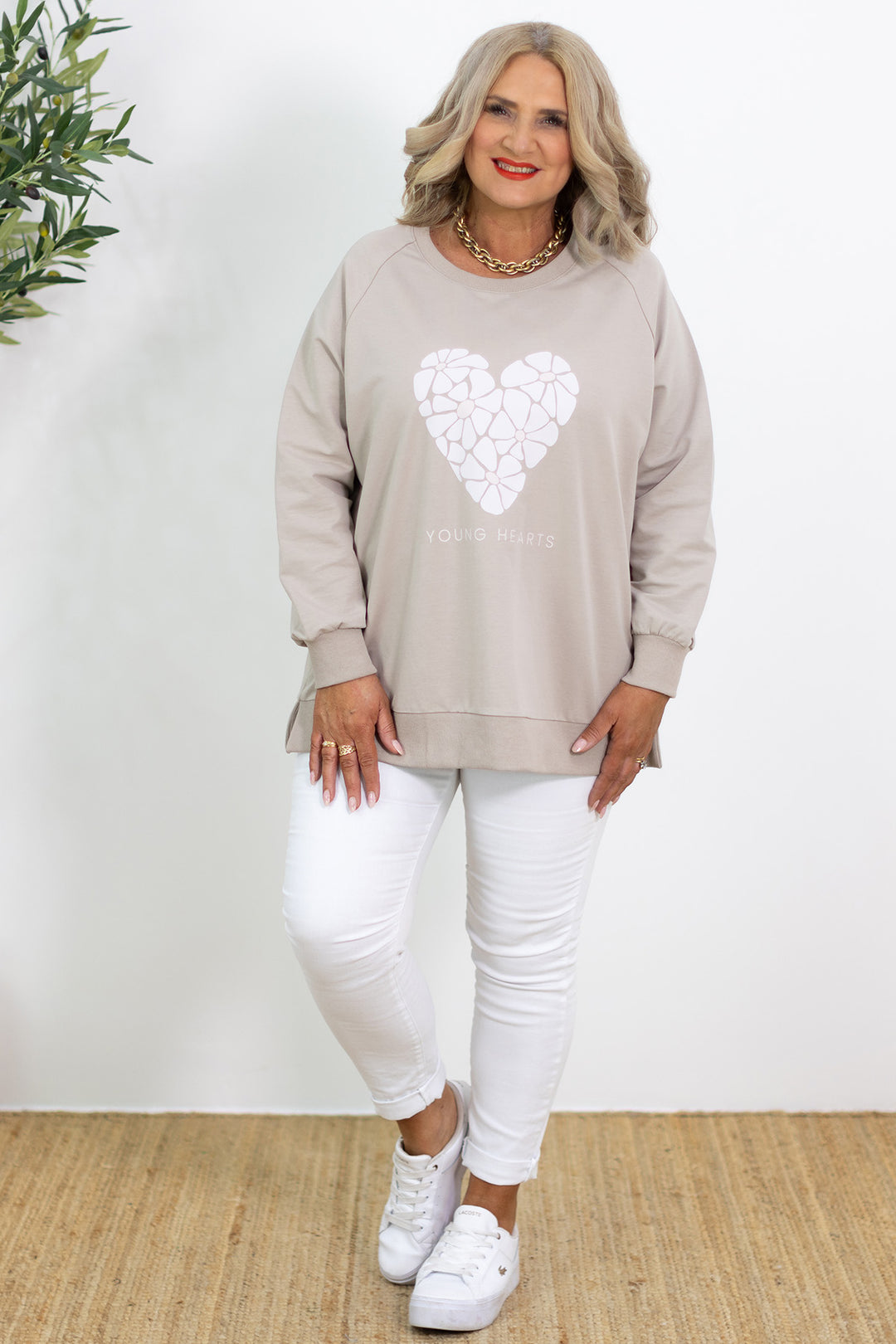 Young Hearts Crew | TAUPE
