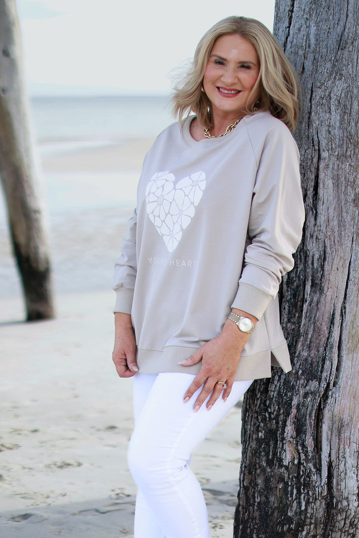 Young Hearts Crew | TAUPE