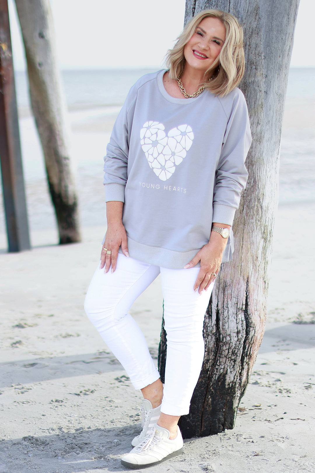 Young Hearts Crew | GREY