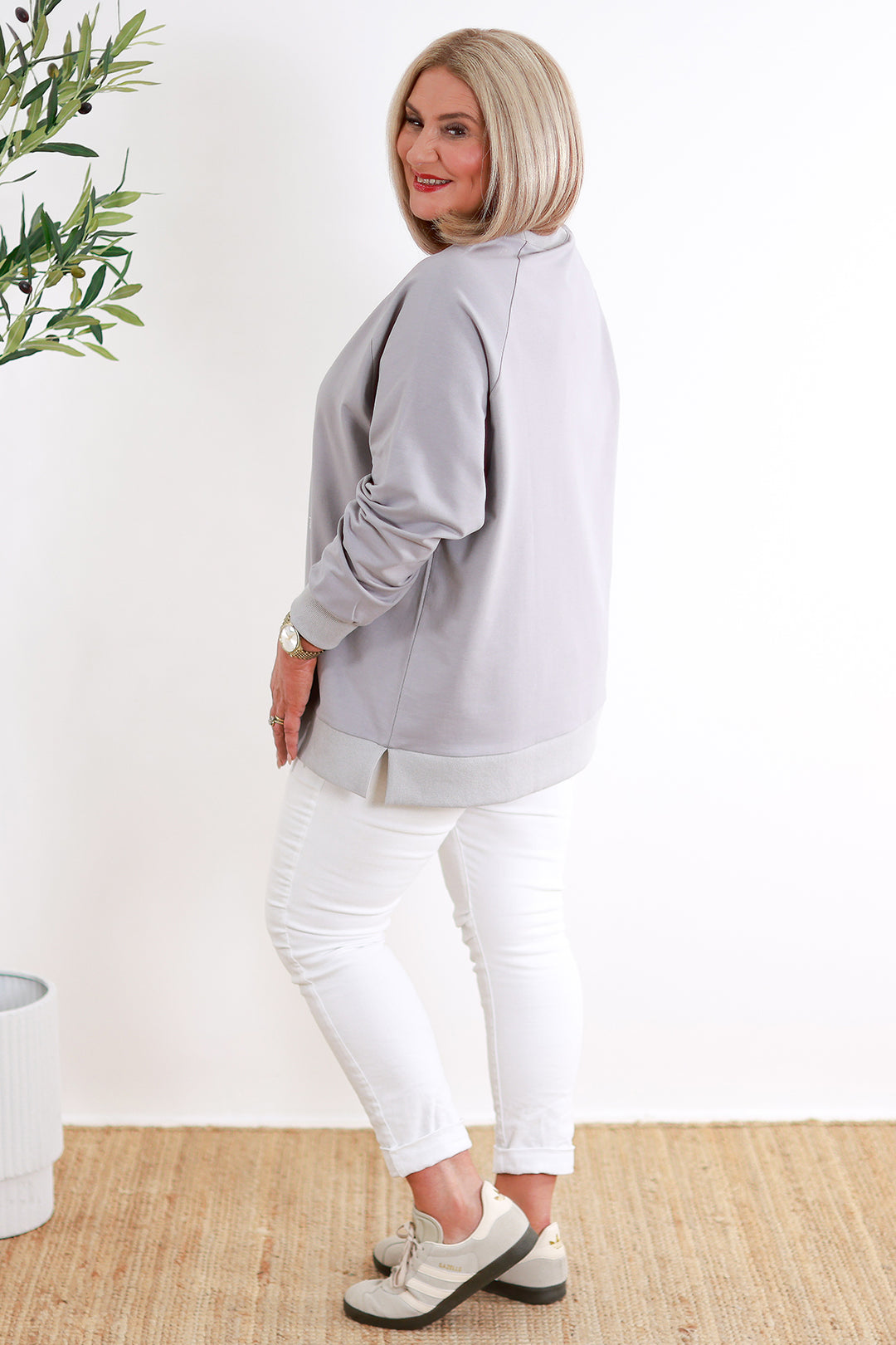 Young Hearts Crew | GREY