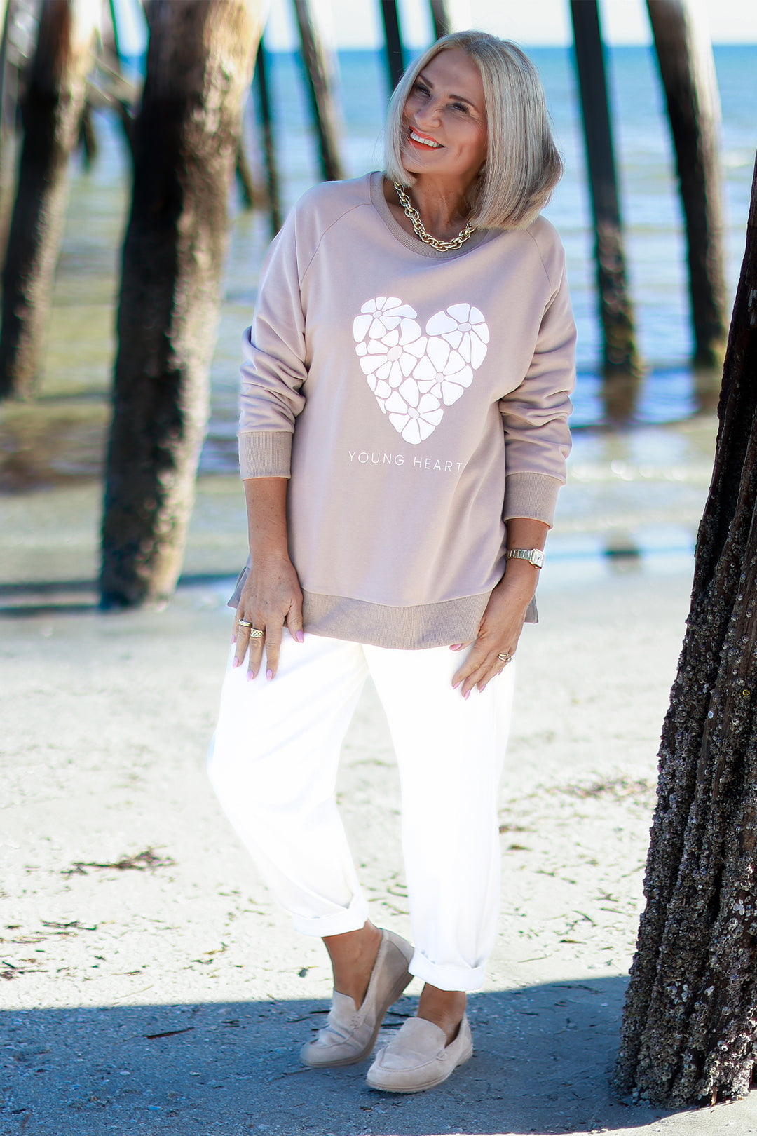 NEW Young Hearts Crew | TAUPE