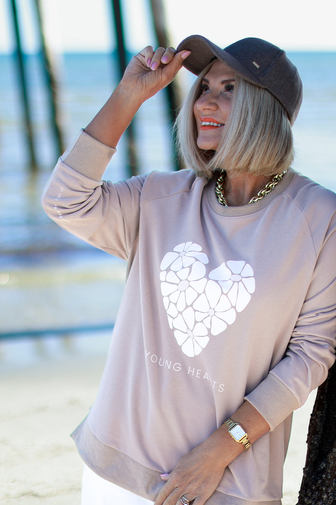 NEW Young Hearts Crew | TAUPE