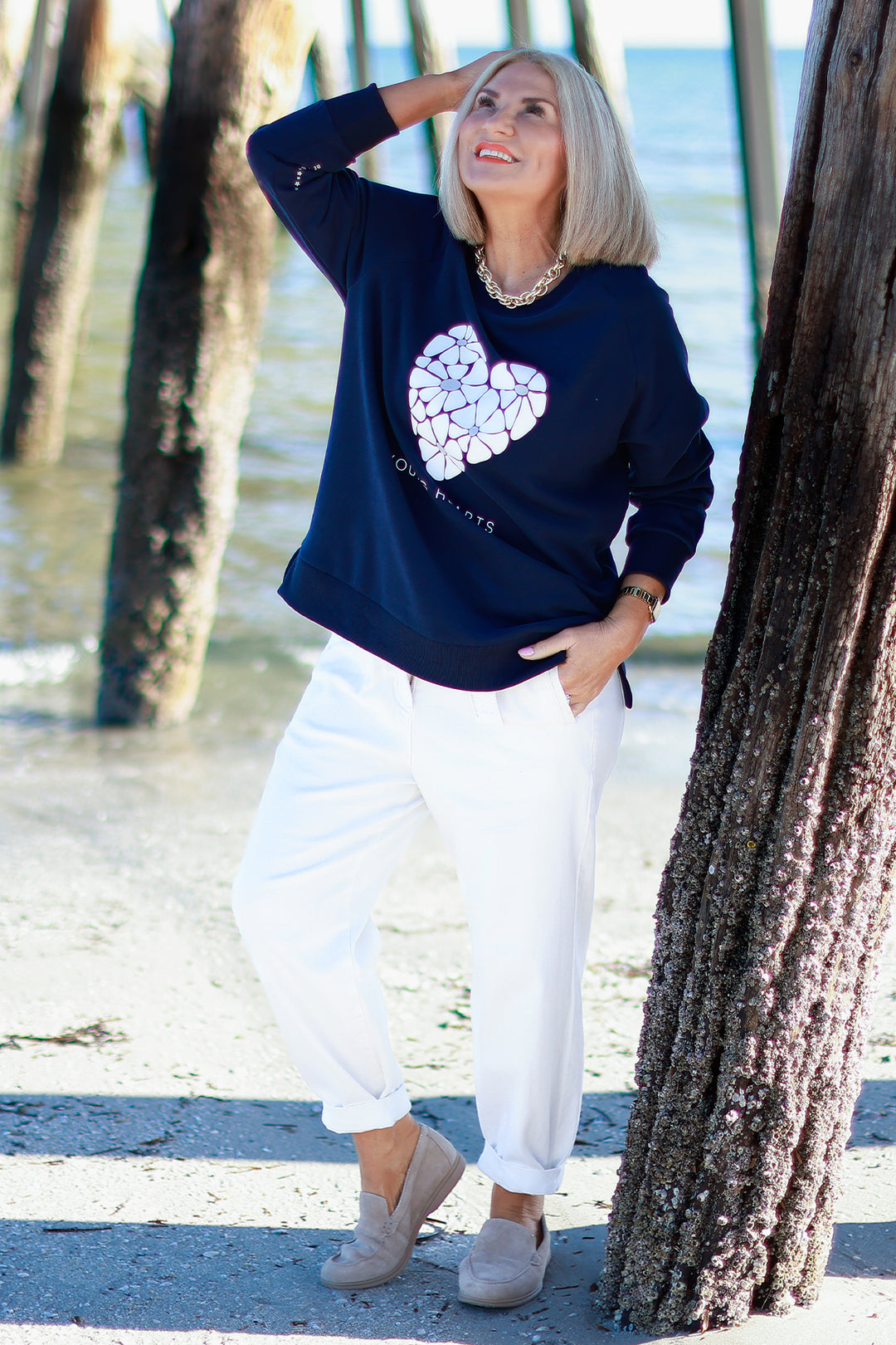 NEW Young Hearts Crew | NAVY BLUE
