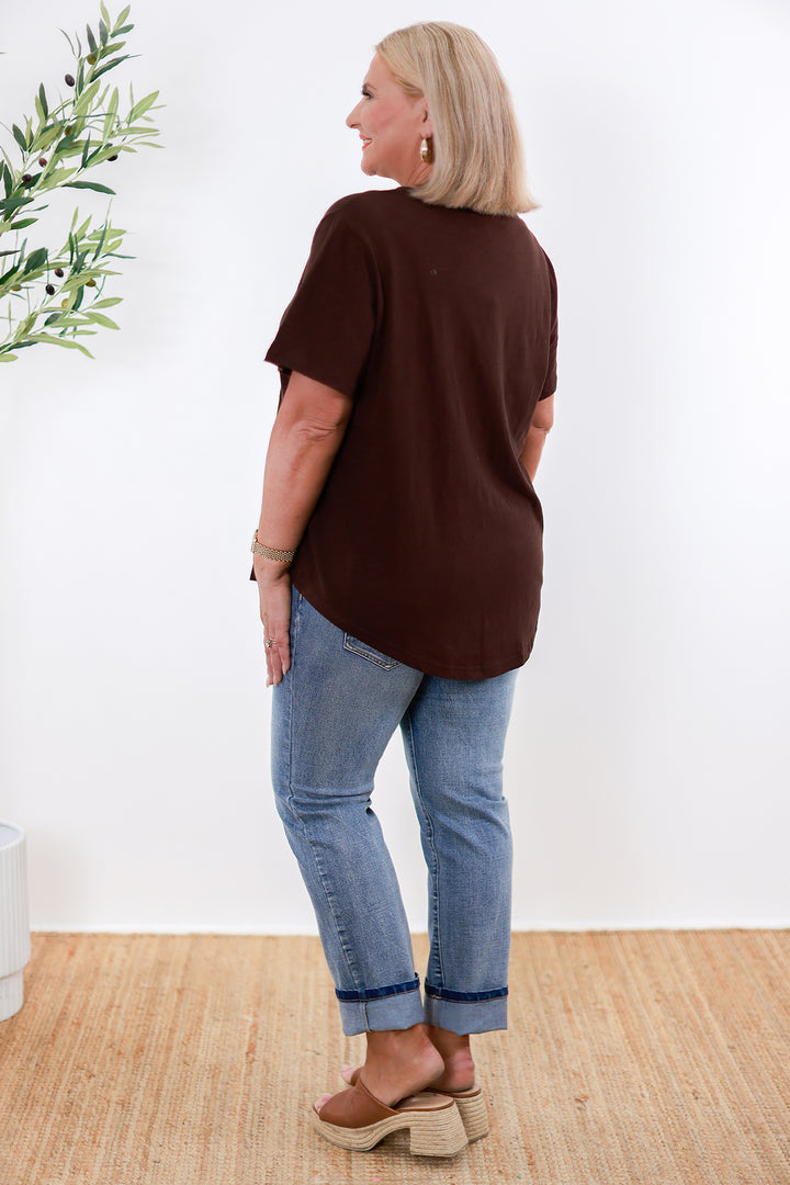 Young Hearts T-shirt | CHOC BROWN