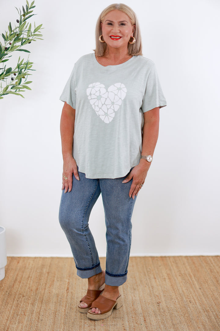 Young Hearts T-Shirt | Sage GREEN