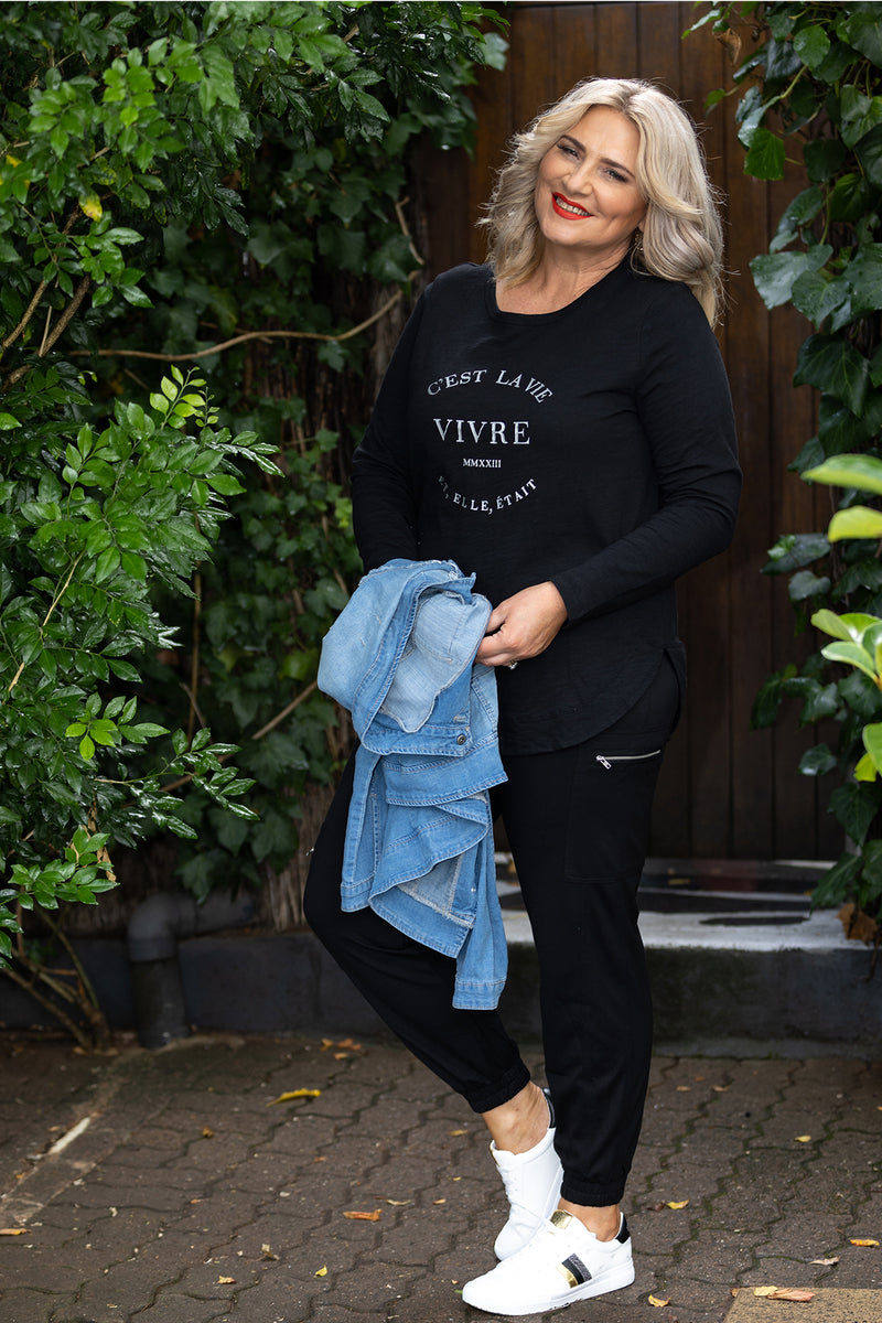 Essentials Long Slv Tee | Black