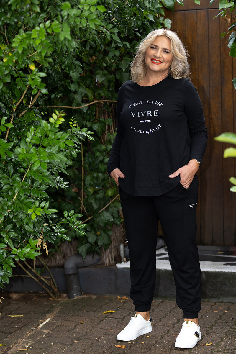 Essentials Long Slv Tee | Black