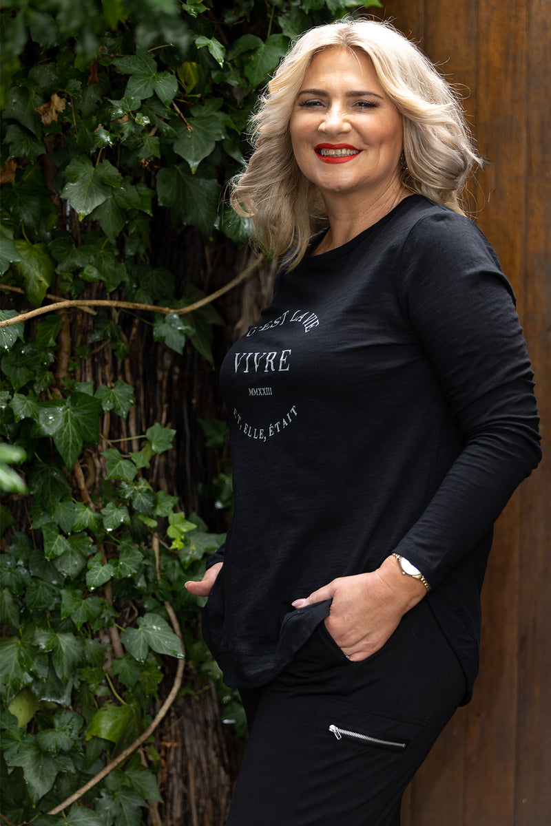 Essentials Long Slv Tee | Black
